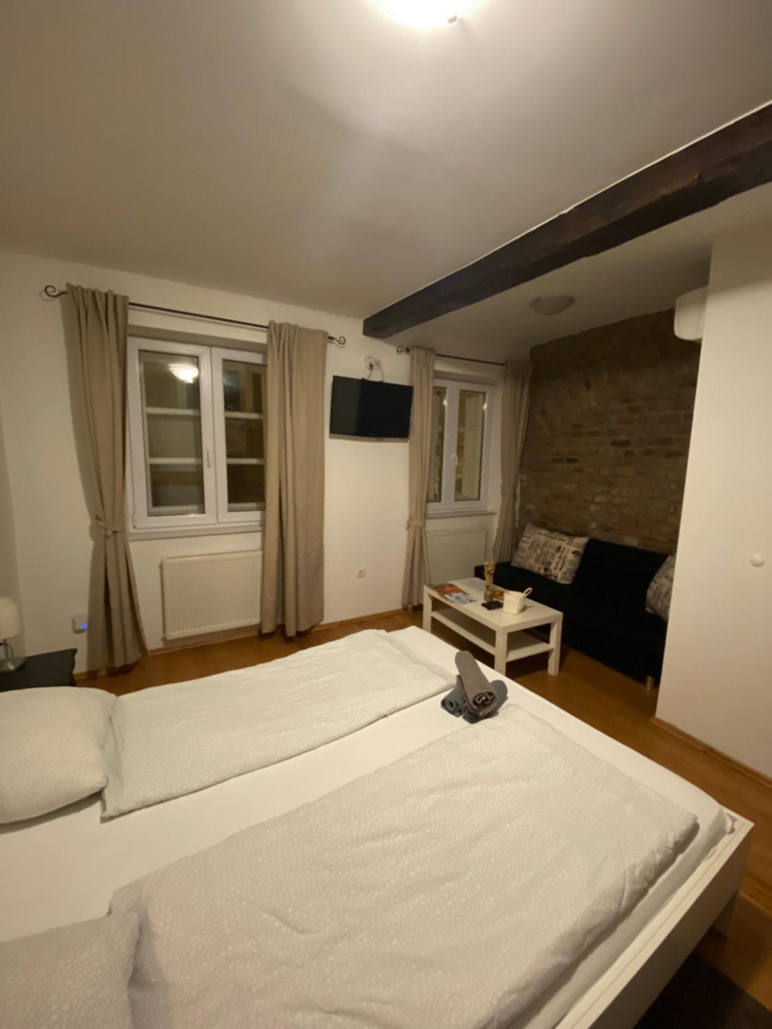 Nokturno Accomodation ซาเกร็บ ภายนอก รูปภาพ