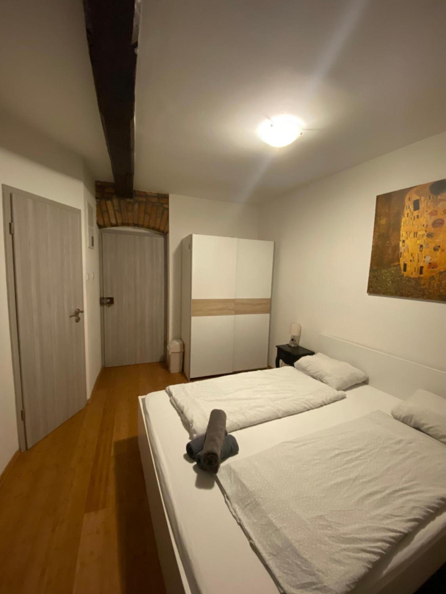 Nokturno Accomodation ซาเกร็บ ภายนอก รูปภาพ